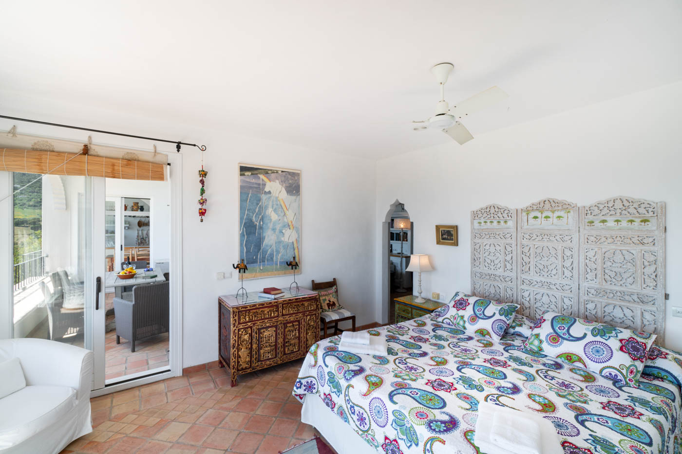 Habitación con cama doble