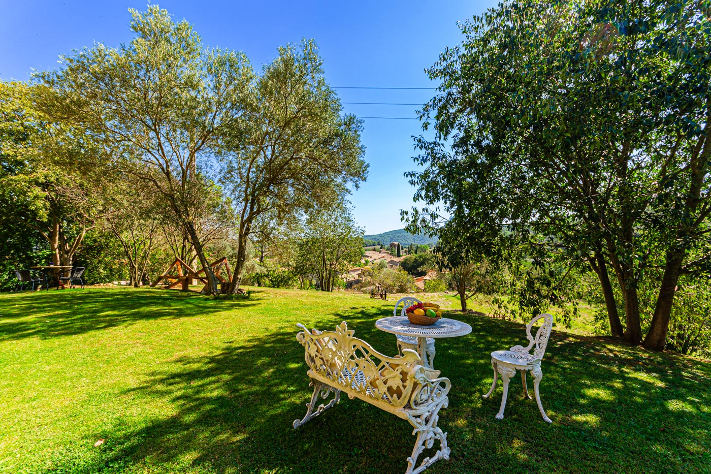 Jardines con vistas al pueblo