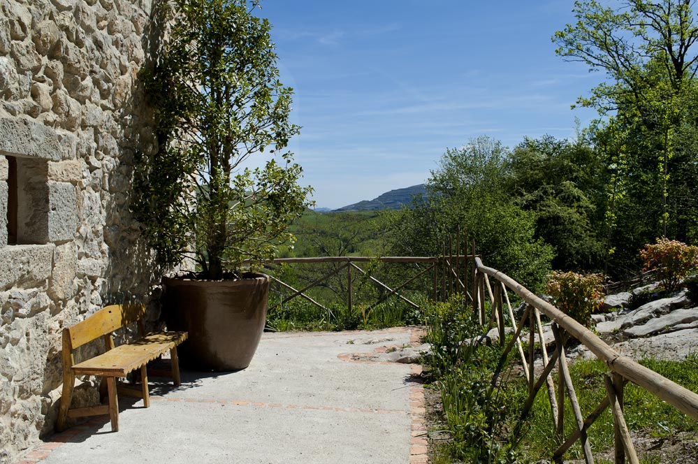 Terraza a lo largo de la propiedad