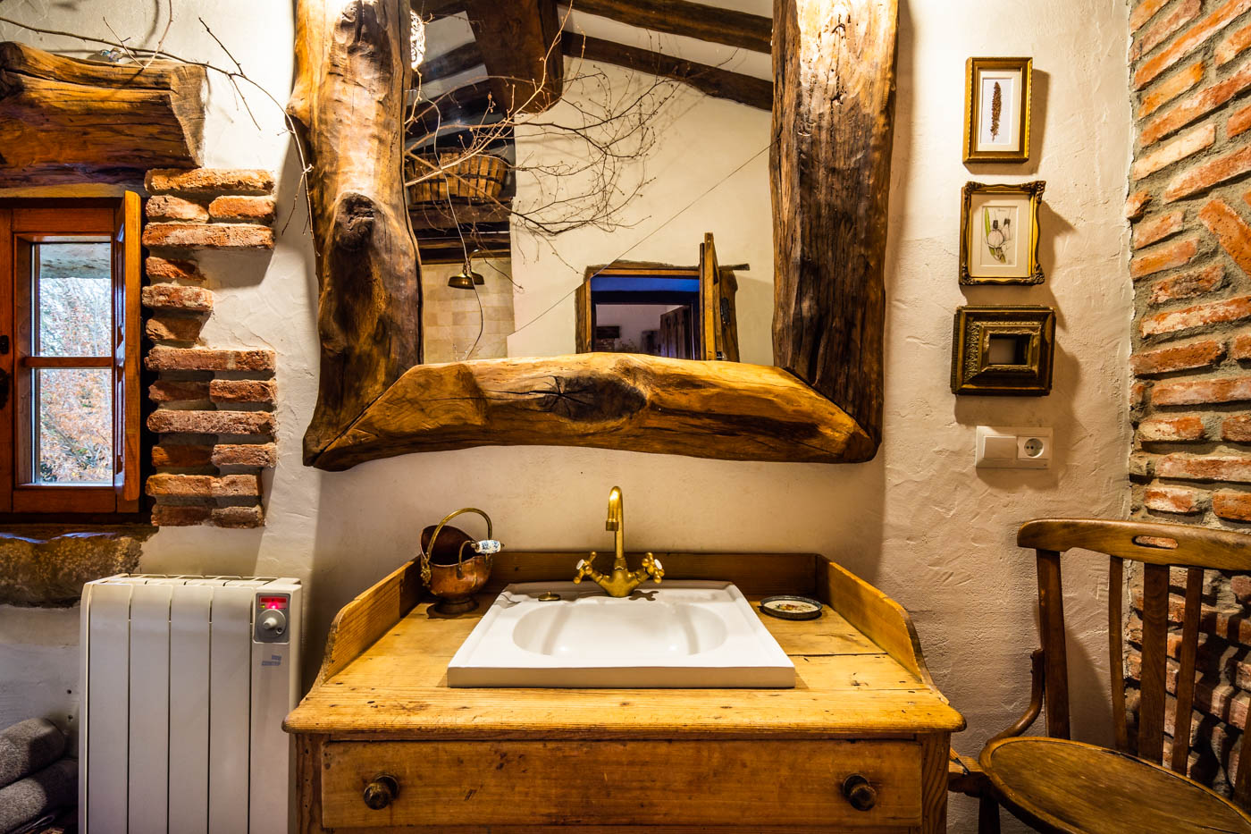 Baño de estilo rústico