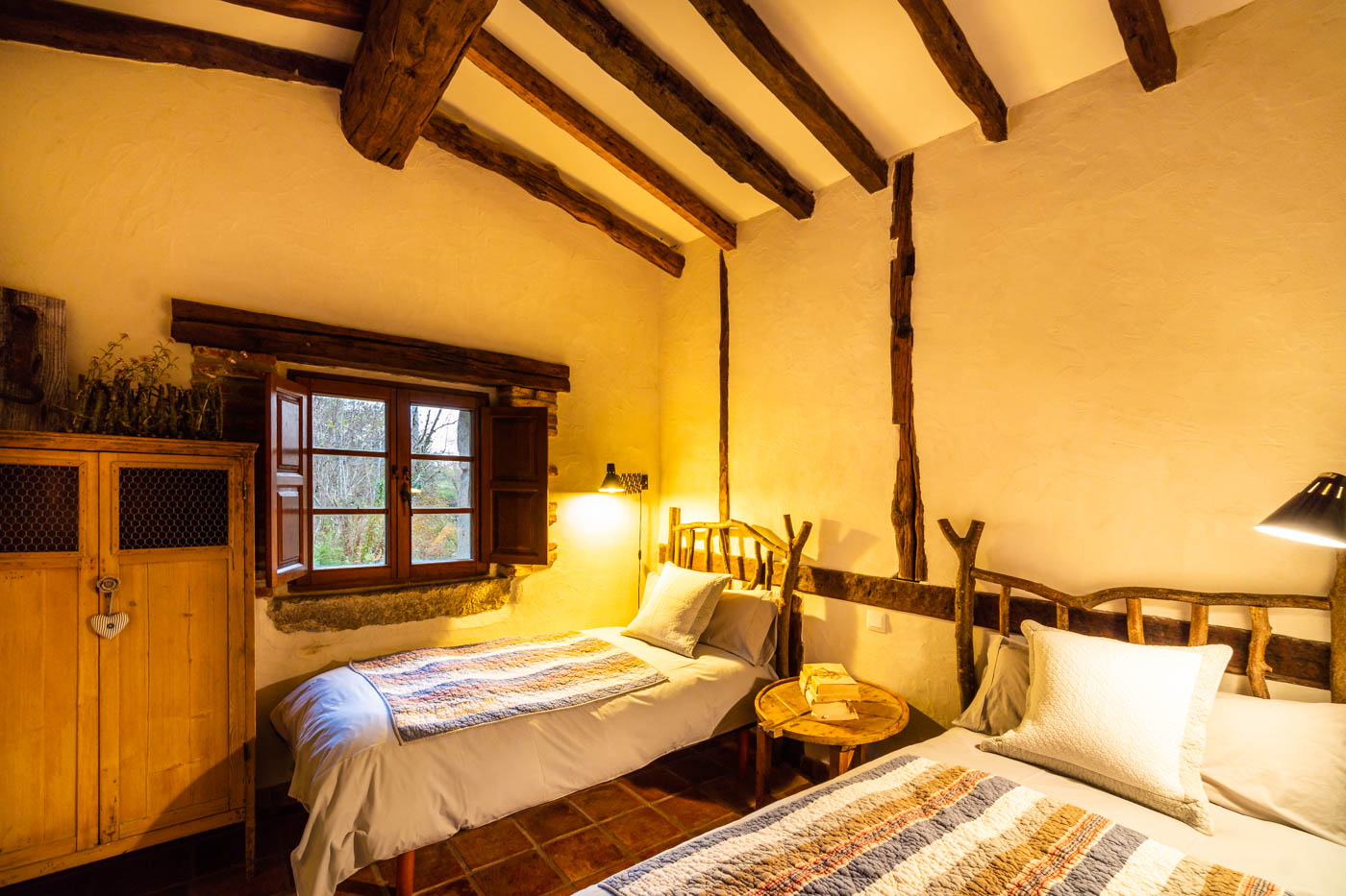 Habitación con dos camas