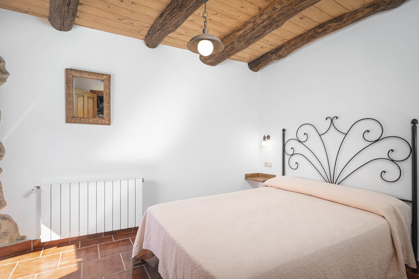 Annexe: Bedroom 4 is on ground floor