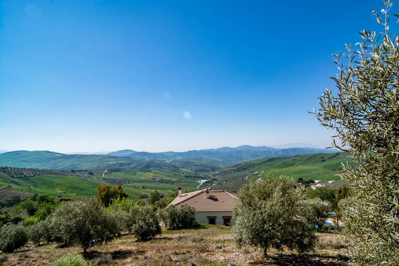 Villa seen from the back, you are in total privacy