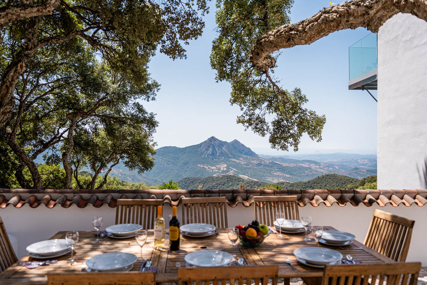 Vistas que alcanzan el mar y Marruecos