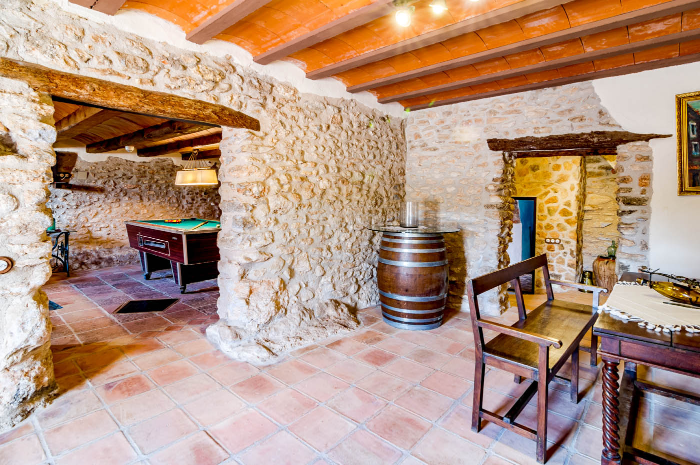 Indoor entertainment area