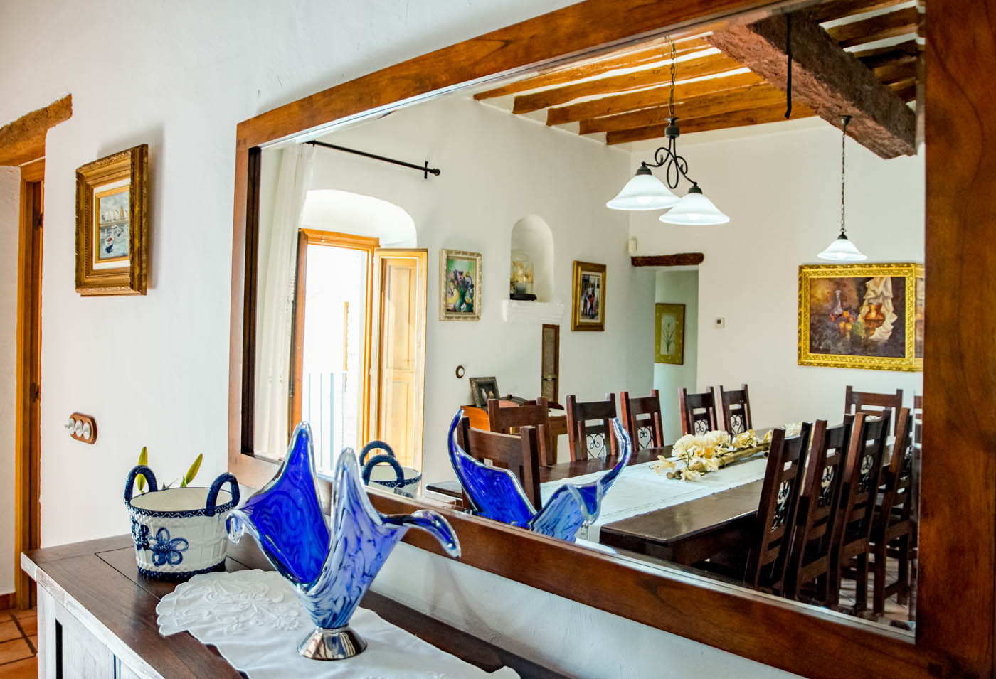 Formal dining room next to kitchen