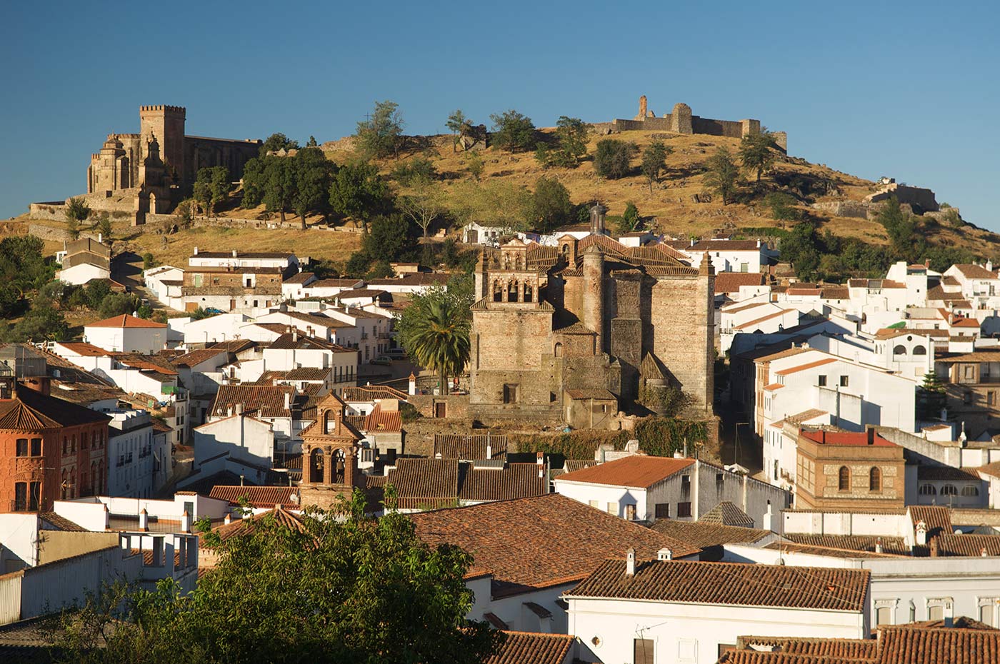 Aracena town is just over 5 mins drive