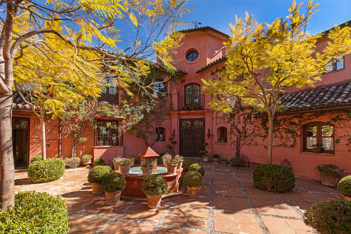 Patio / main entrance