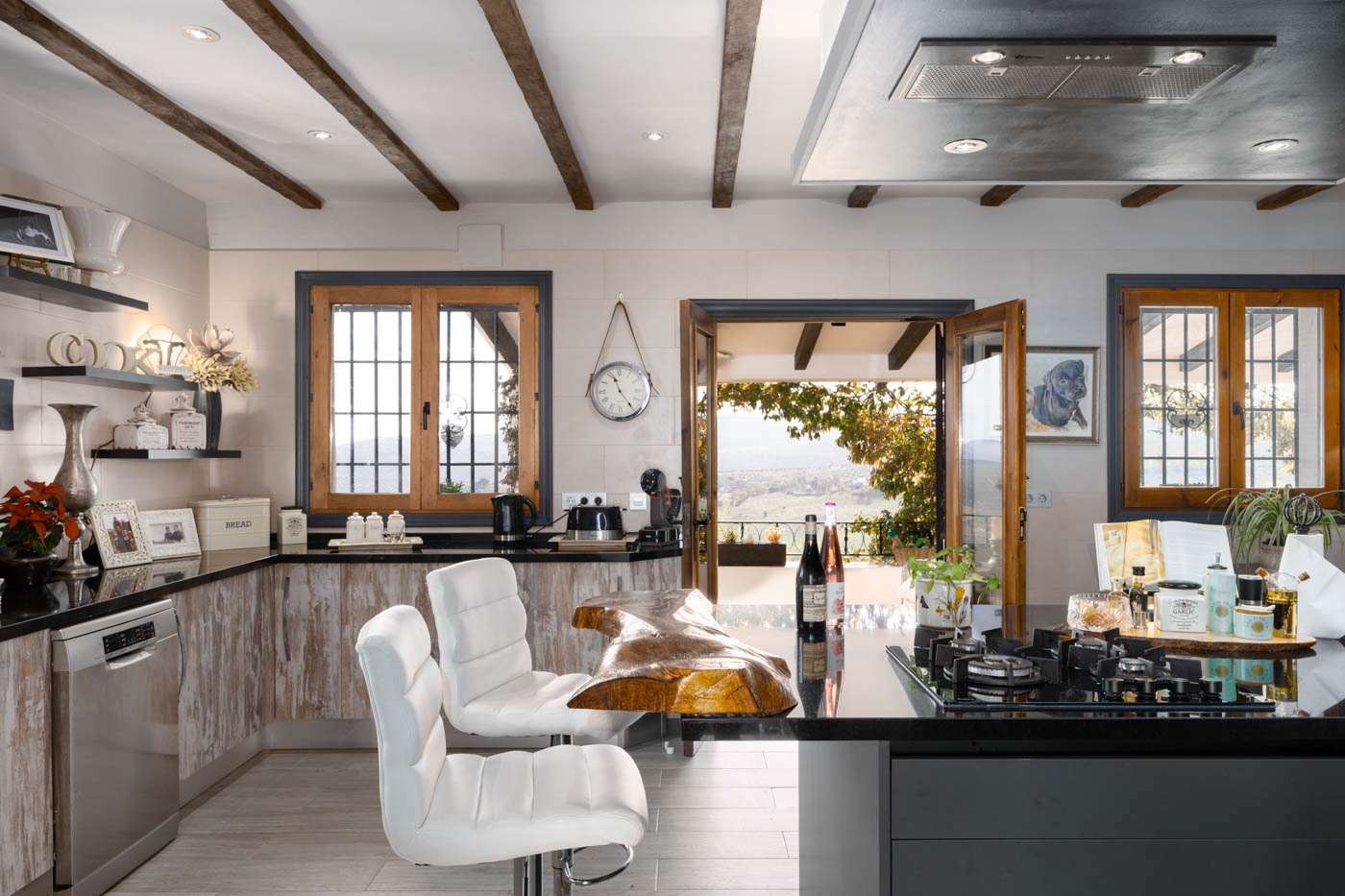 A estrenar excelente cocina abierta a terrazas