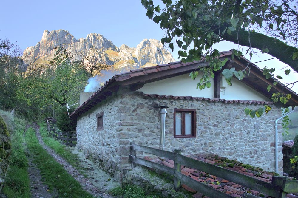 Parte trasera de la casa rural