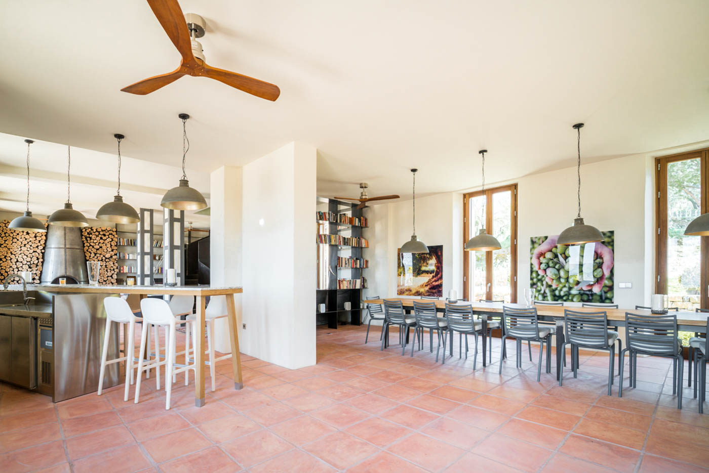 Open plan space dining / bar area / kitchen