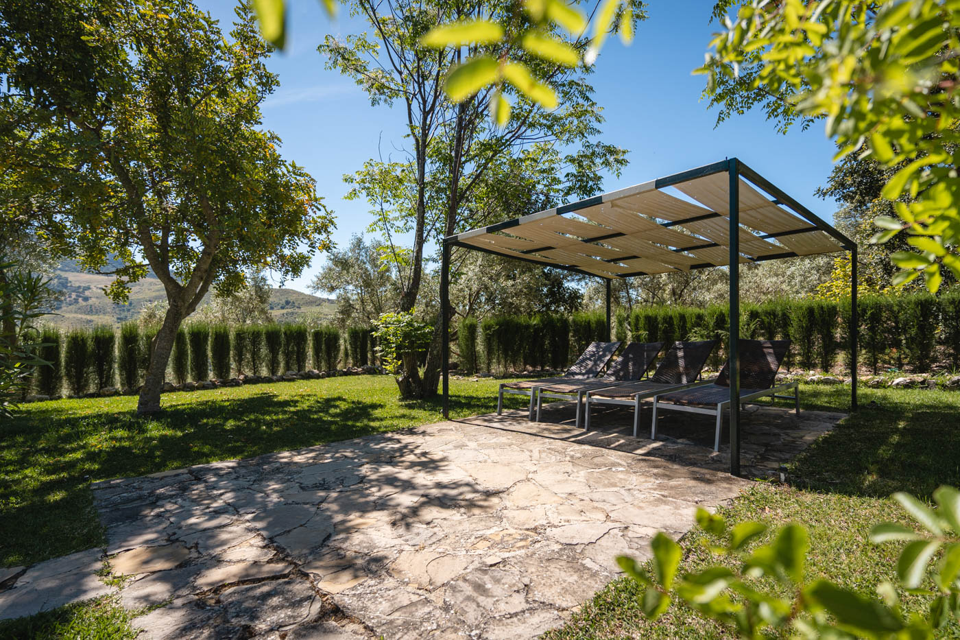 Private shaded areas