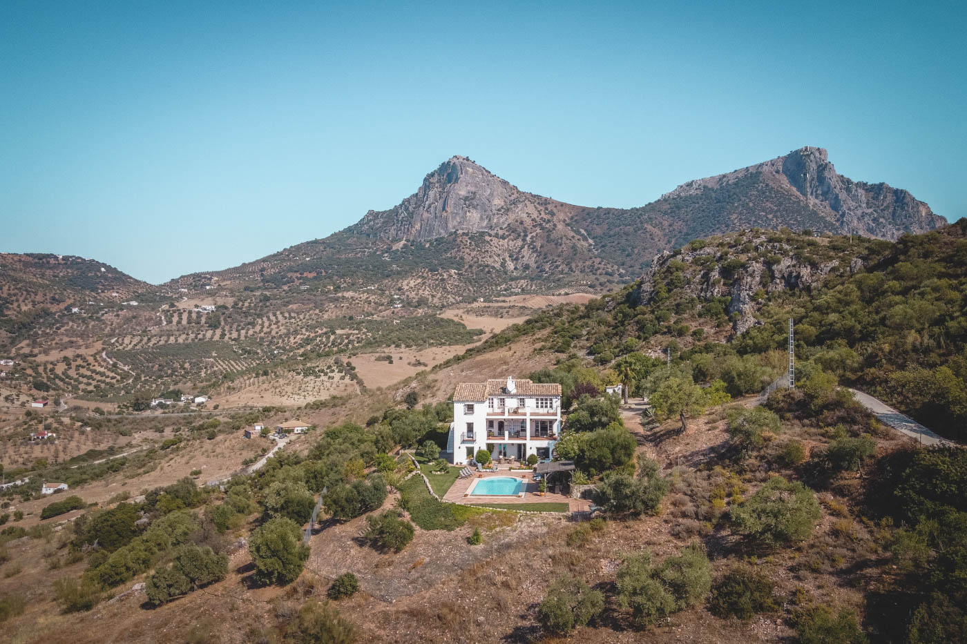 Total privacidad a solo 8 minutos de pueblo con bares,tiendas etc