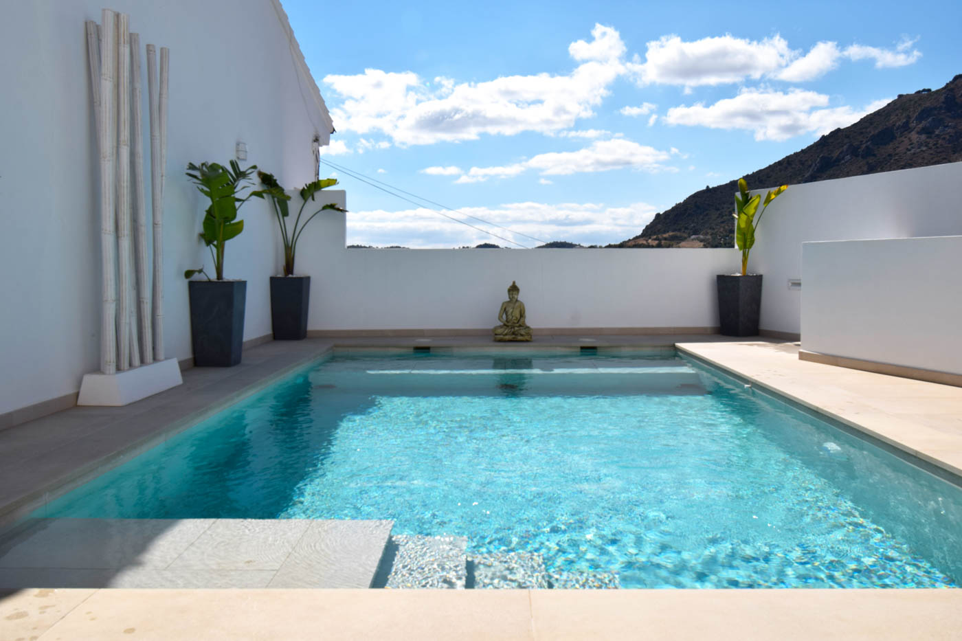 The pool is wonderful at anytime of day