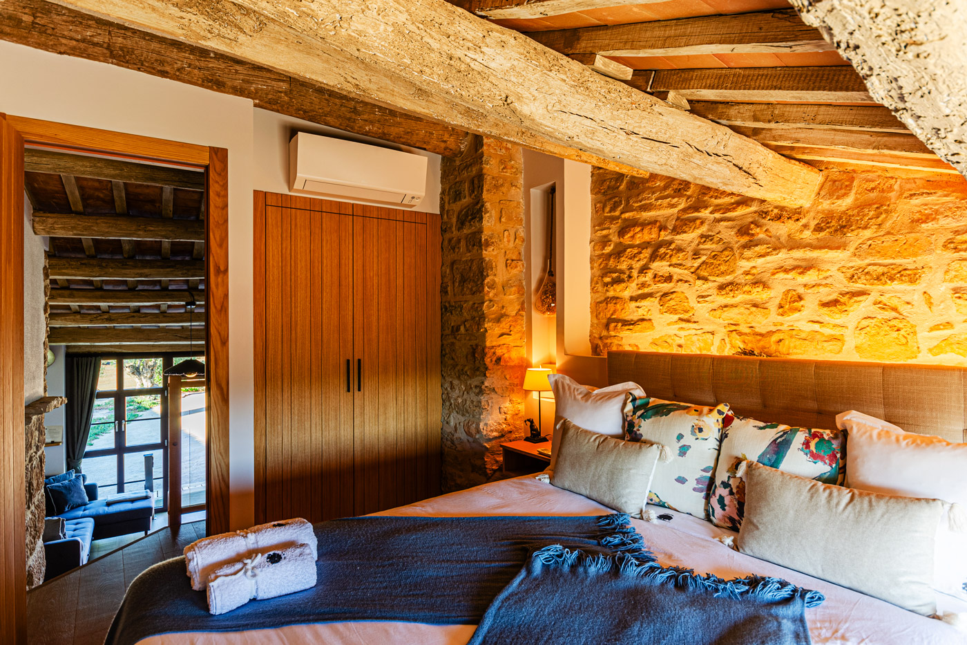 Bedroom 11 - Tower (annexe) 