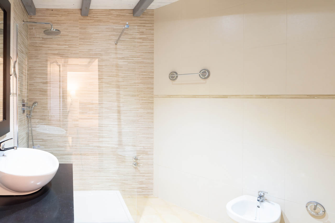 Bedrooms with en suite facilities