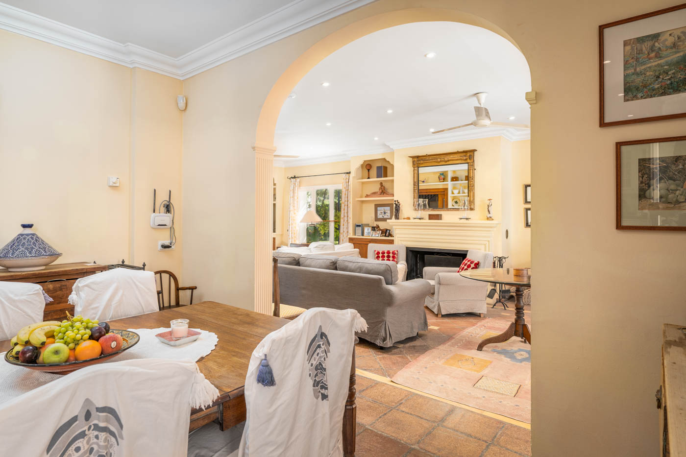 Dining rooms leads to living area