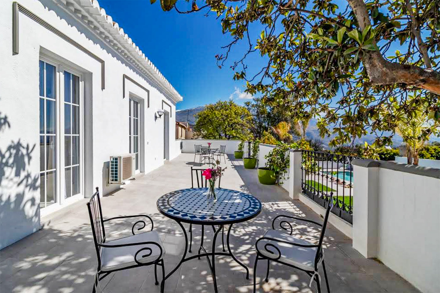 1st floor terrace can be accessed from suites 4,5 and 9