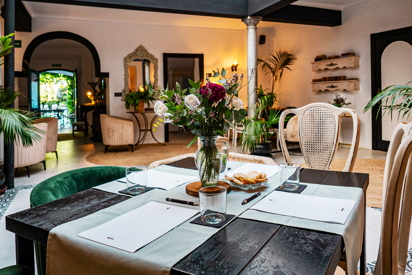 Central courtyard can have big tables or separate tables