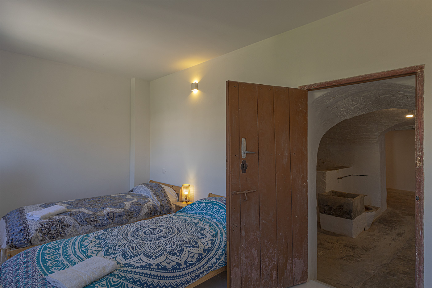 Bedroom 7 (lower level) 