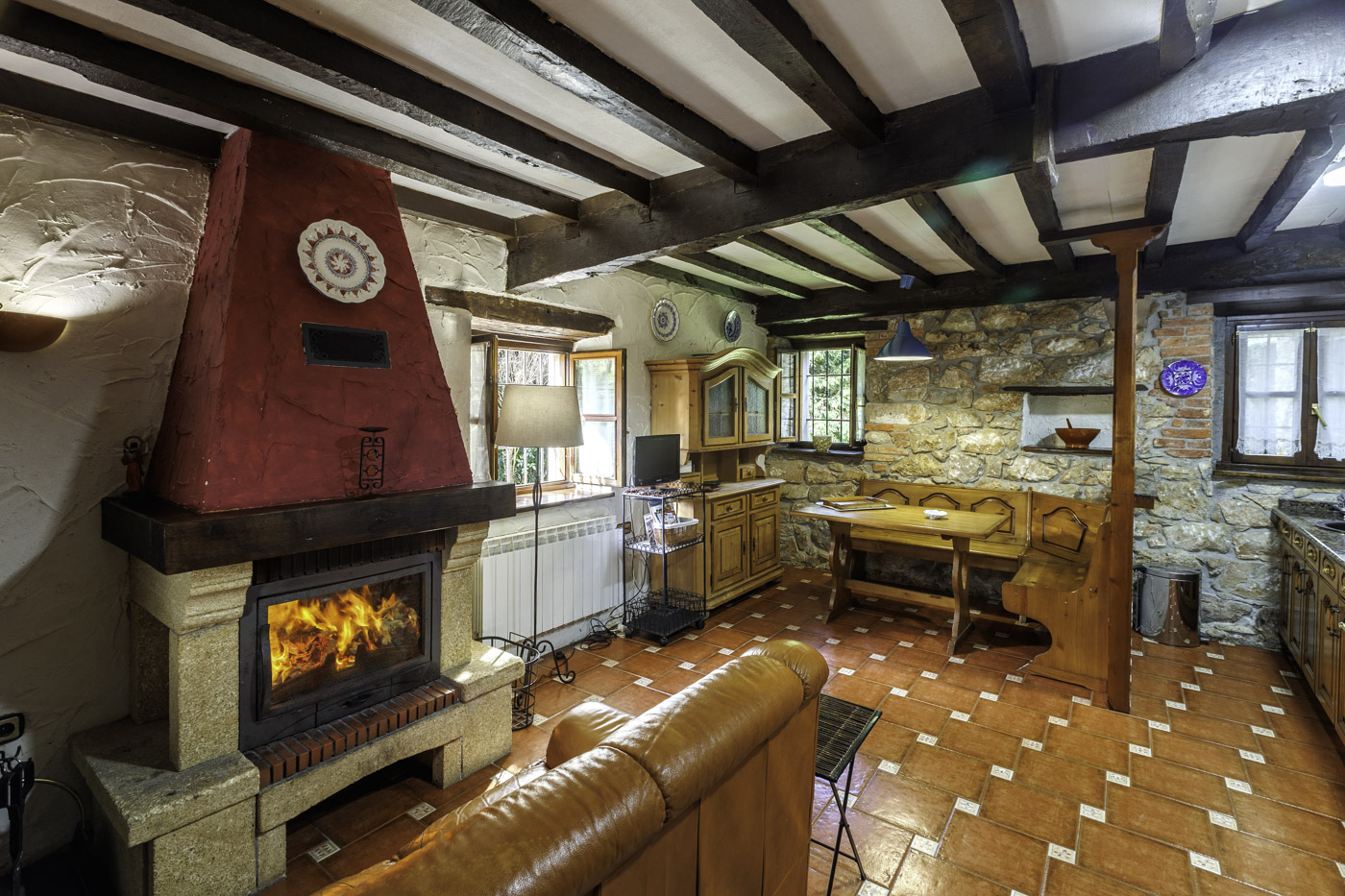 Cocina, salón y comedor en planta baja