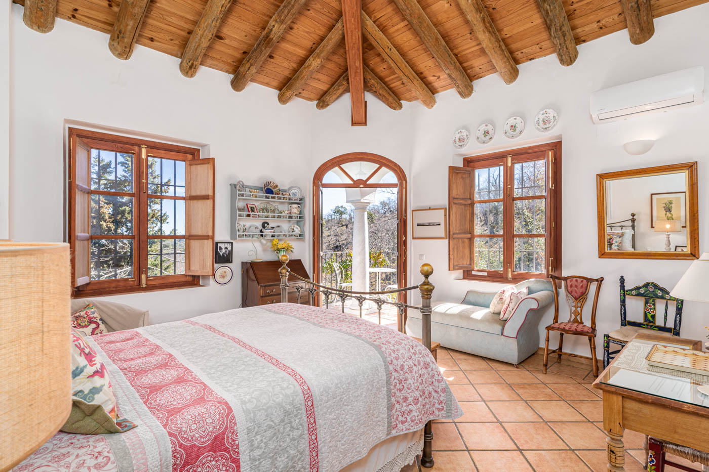 Master bedroom en suite, with small terrace