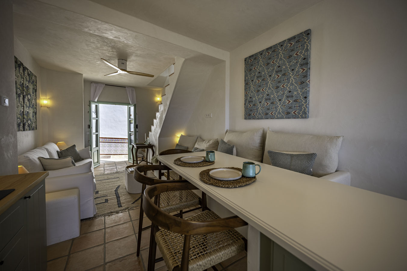 Breakfast/dining table