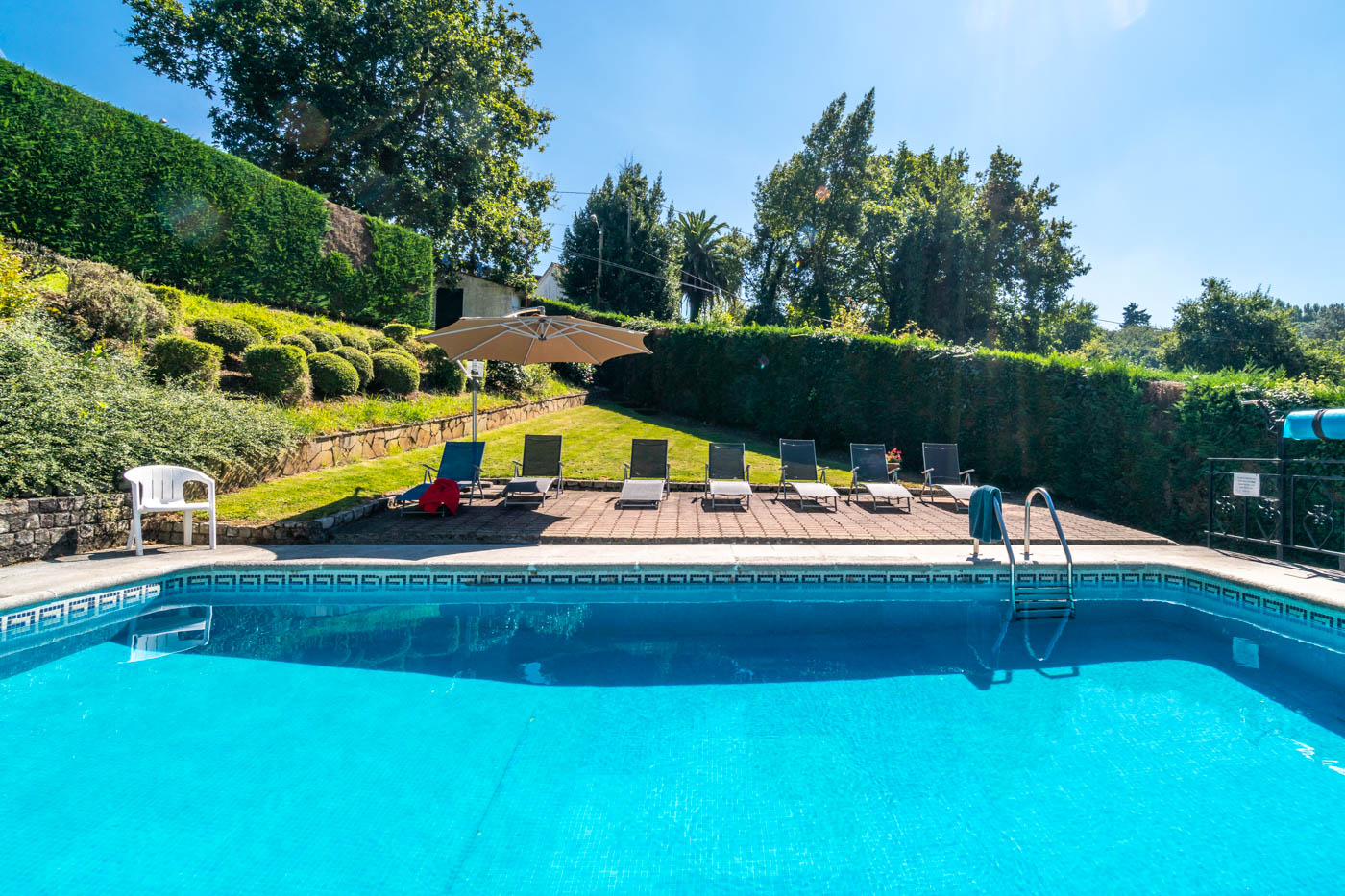 Excellent privacy here despite being so close to town 