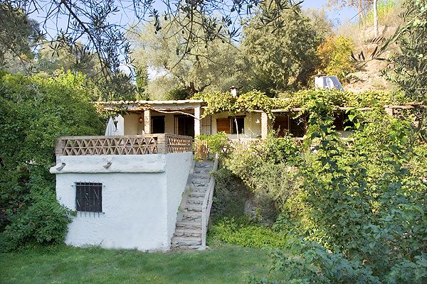 La casa desde el jardín