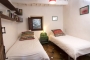 Twin bedded room