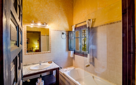 Bathroom with full bathtub