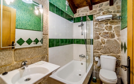 Bathroom with bathtub