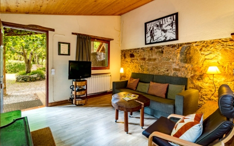 Open plan kitchen / dining and lounge