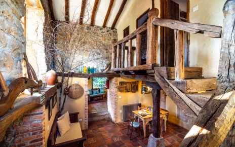 Atención con huecos en escaleras y niños pequeños