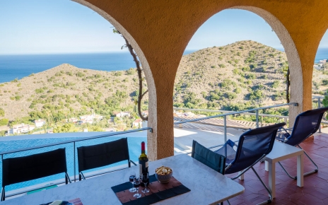 Terraza con vistas al mar
