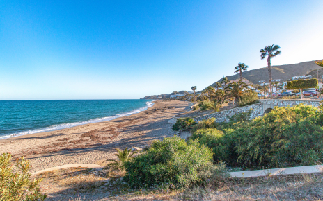 La playa más cercana a tu villa