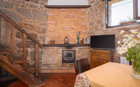 The annexe has its own self-catering facilities