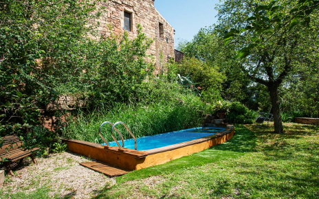 Small but sweet pool in private grounds