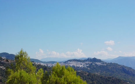 Gaucin village is just above the house at 5 minutes drive