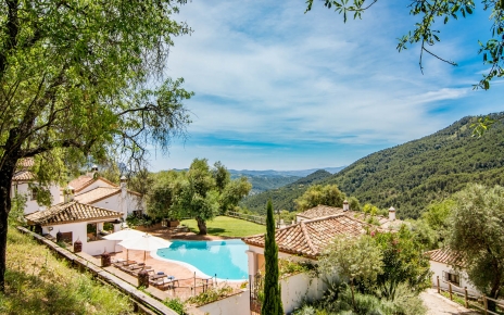 Unbeatable holiday house for outdoor living 