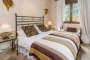 Habitación con cama doble