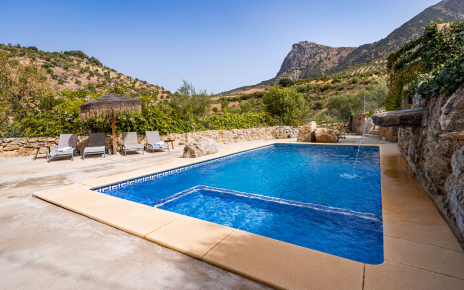 Pool with shallow corner for children