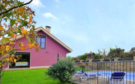 Easy outdoor living at villa