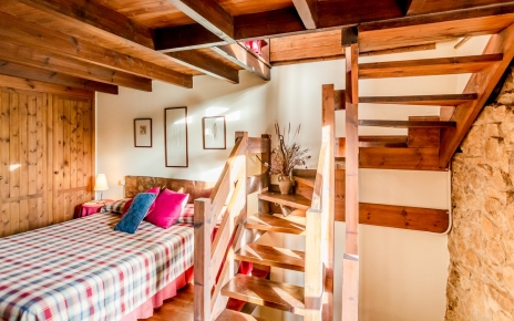 1st floor with steps to bedroom 2