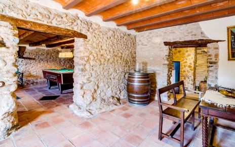 Indoor entertainment area