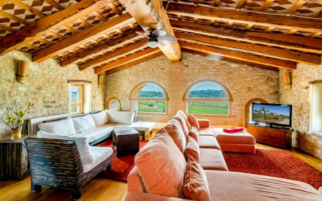 Attic room has WiFi and it´s a lovely family lounge