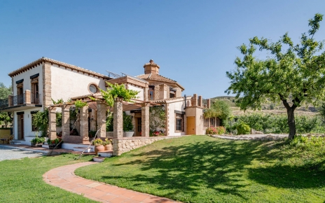 Tu casa rural en el valle de Lecrin es muy bonita