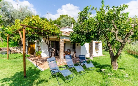 Excellent cottage for outdoor living