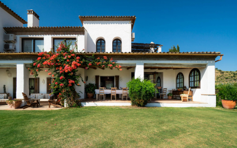 Your luxury villa in Andalucia