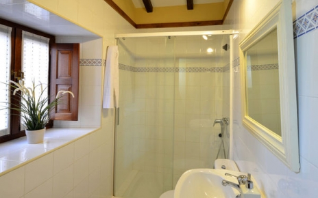 Cuarto de baño primera planta